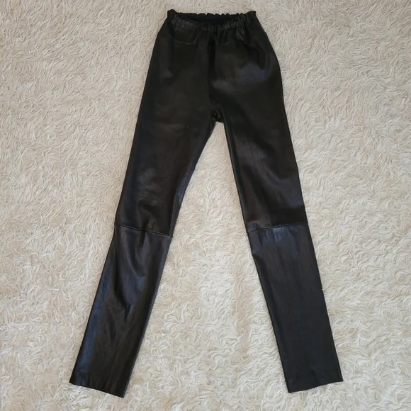 The Row Leather Leggings - Picture 9 of 16